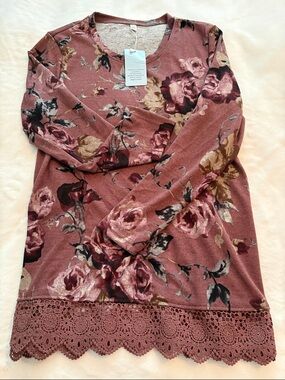 NWT Floral Lace-Hem Long Sleeve Top - Dusty Rose XL